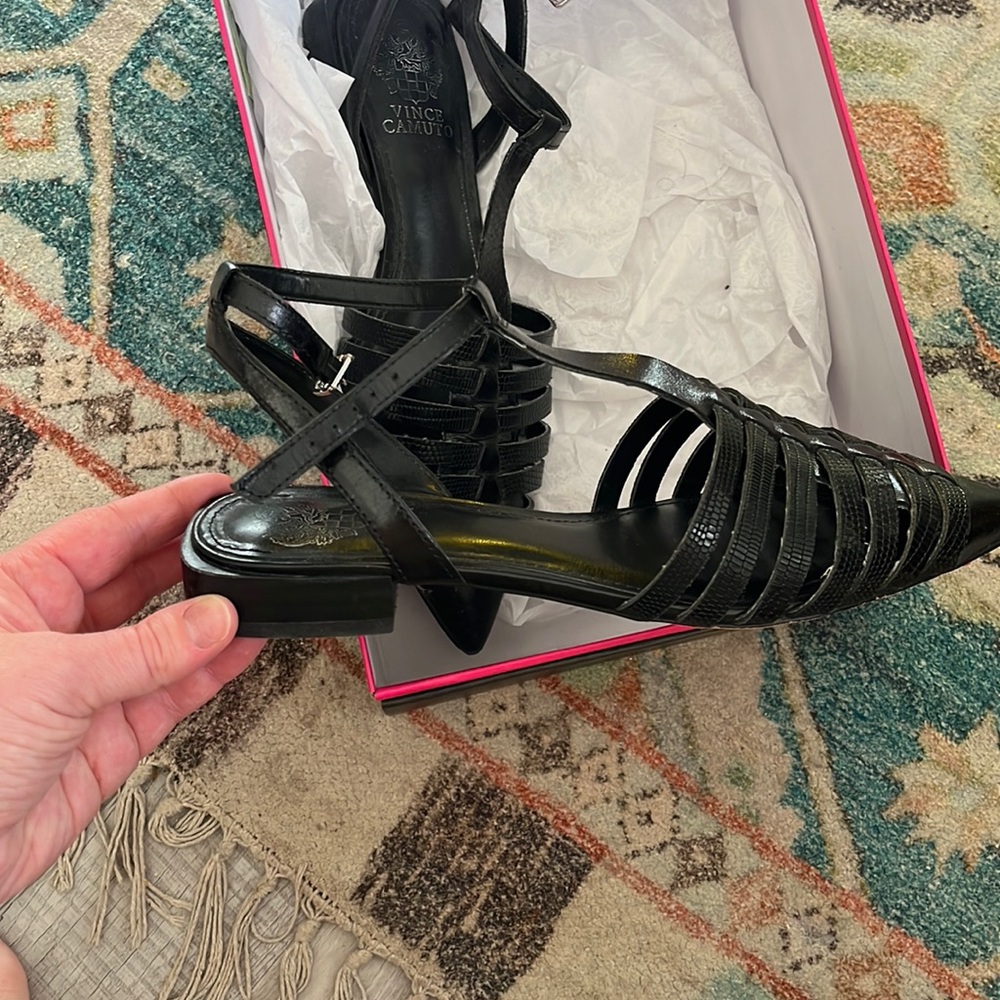 Vince Camuto Caleren caged leather shoes Black 8M GUC - Picture 2 of 8